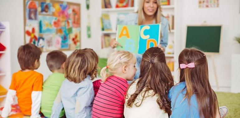 Creación de 120 empleos para lanzar la red pública de educación infantil Les Escuelines/As Escolías