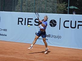 La Riesco Cup vive una jornada de altísimo nivel con partidos intensos y sorpresas en Oviedo