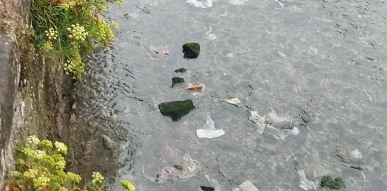 Denuncian vertidos de aguas residuales en Llanes: Un problema persistente que amenaza las playas asturianas