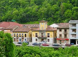 Fatal accidente en Belmonte de Miranda: un vecino pierde la vida tras despeñarse con su coche