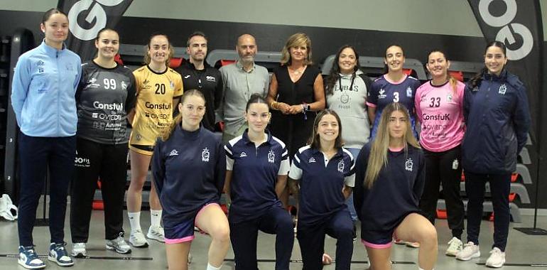 Las Lobas Global Atac Oviedo estrenan nueva equipación y miran con fuerza hacia la temporada 2024-2025