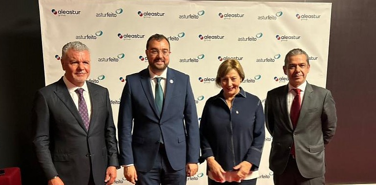 Barbón celebra la fuerza industrial de Avilés en los aniversarios de Aleastur y Asturfeito: "Innovación y tradición nos llevan de Avilés al cielo"