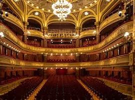 El Teatro Palacio Valdés de Avilés brilla con la Medalla de Oro 2024: un hito cultural que lo coloca en la élite del teatro español