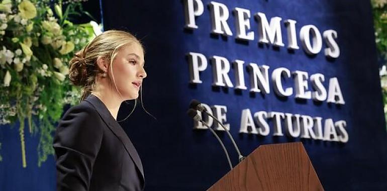 La Princesa Leonor toma el relevo: Una gala épica y emotiva que fusiona arte, esperanza y una llamada a la paz global en los Premios Princesa de Asturias 2024