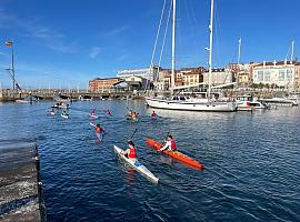 Gijón celebra el regreso del piragüismo al Puerto Deportivo en una jornada de entusiasmo y éxito