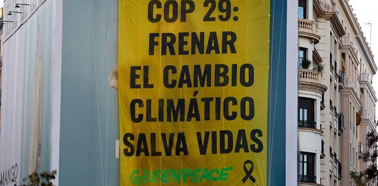 Greenpeace denuncia un borrador climático "contradictorio y vacío de cifras" como un insulto a los países del sur global