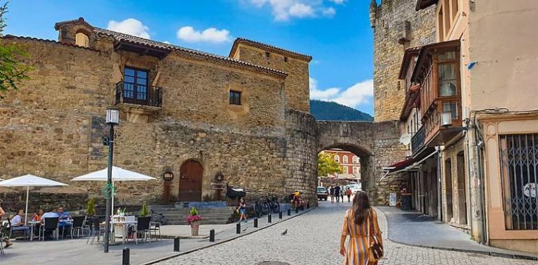 Salas, joya medieval de Asturias, recibe doble galardón como Pueblo Mágico 2025