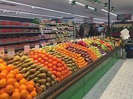 Asturias, al borde de la huelga en supermercados: el pulso por los salarios amenaza las compras navideñas