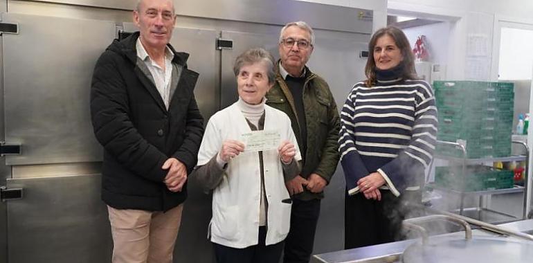 Radiotaxi Oviedo Principado dona el 1% de su recaudación a la Cocina Económica: solidaridad sobre ruedas