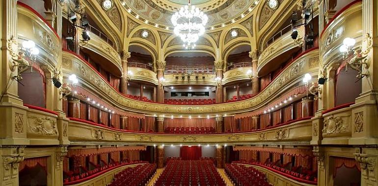 El Teatro Palacio Valdés recibe la Medalla de Oro 2024 de la Academia de las Artes Escénicas de España