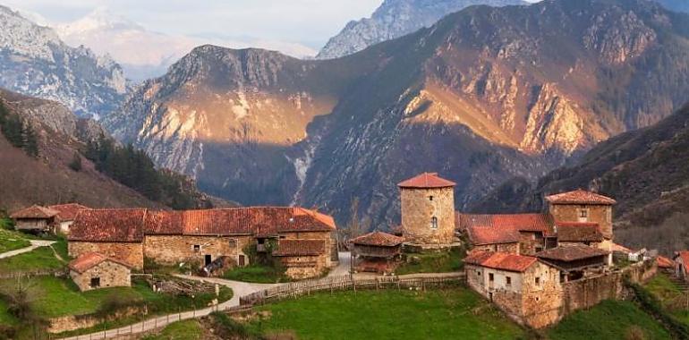 Bandujo: La aldea medieval que desafía al tiempo en el corazón de Asturias