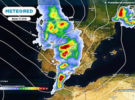 El invierno golpea con fuerza a Asturias: lluvias, viento y nieve marcarán una semana de temporal implacable