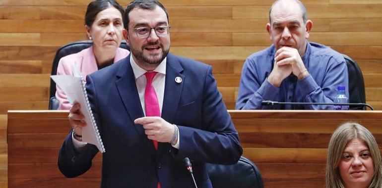 Barbón desafía al PP: pide valentía y apoyo para proteger la siderurgia asturiana