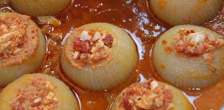 Recetas de una abuela asturiana: Cebollas rellenas de bonito (con alma marinera y mucho amor de güela)