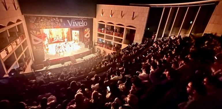 El Festival de Murgas de Avilés 2025 bate récords de participación y hace cantar a toda la ciudad