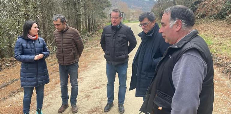 Asturias refuerza sus infraestructuras rurales con más de 940.000 euros en la mejora de caminos en Grandas de Salime, Pesoz y San Martín de Oscos