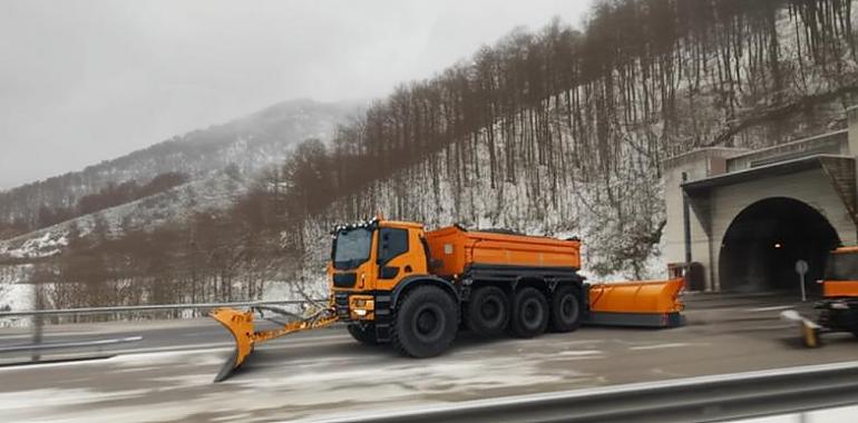 Asturias en alerta por nieve, viento y fuerte oleaje: activado el Plan de Vialidad Invernal