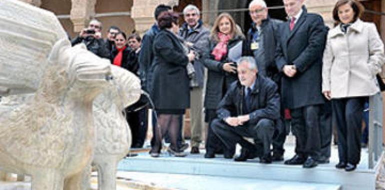 Los leones de la Alhambra dejan de pasar sed