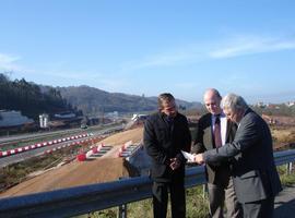 “Las obras de infraestructuras siguen ejecutándose con total normalidad, incluso se ha reactivado alguna que llevaba años paralizada con el anterior gobierno” 