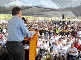 Colombia devovolverá las tierras a los campesinos \"contra viento y marea\"