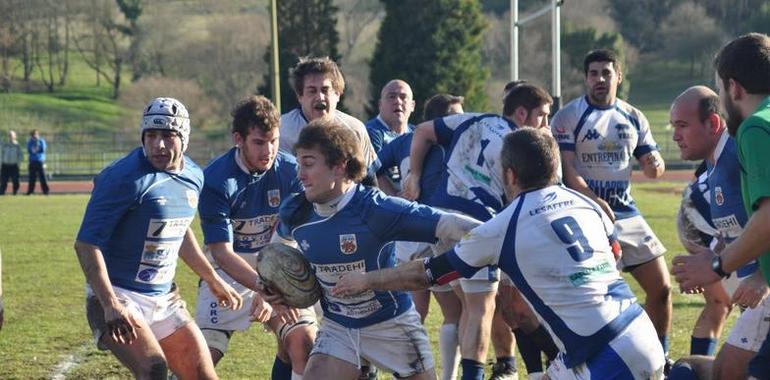 Buena imagen del Oviedo Tradehi Rugby Club ante el Entrepinares de División de Honor