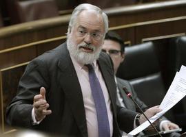 Arias Cañete compromete las “actuaciones necesarias” para evitar los efectos de las riadas en Asturias