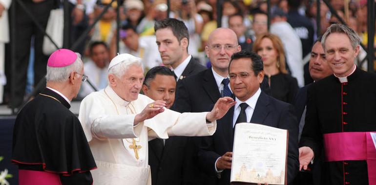 El Papa recibe las llaves de la ciudad de Guanajuato