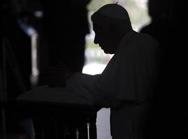 Benedicto XVI oró ante la Virgen del Cobre, de honda raigambre asturiana