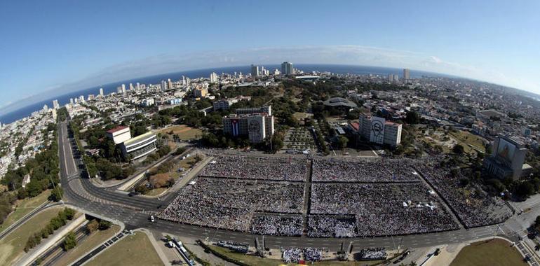 Espectaculares imágenes aéreas de la Plaza de la Revolución durante la Misa del Papa