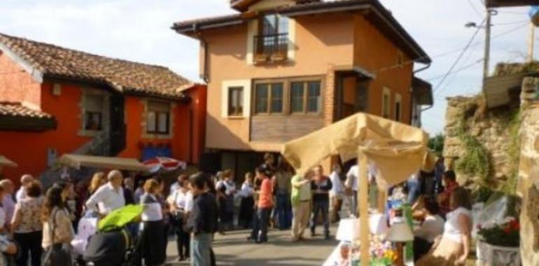 Mercáu tradicional asturianu de San Isidro, en Llanera 