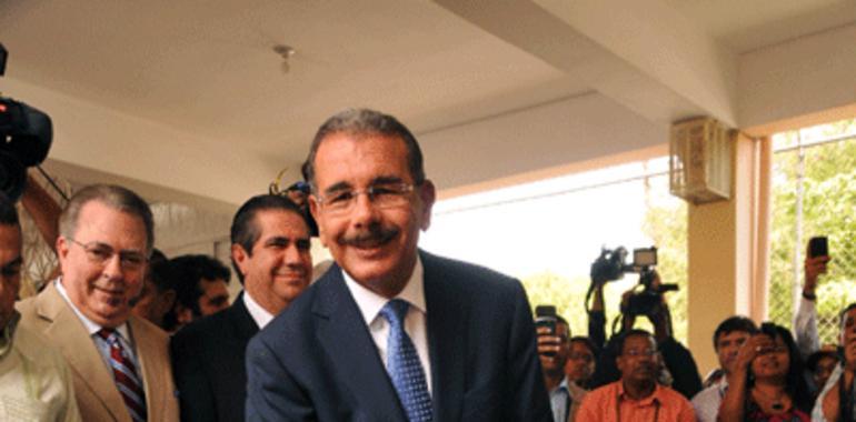 Conteos proyectan a Danilo Medina presidente electo de Republica Dominicana
