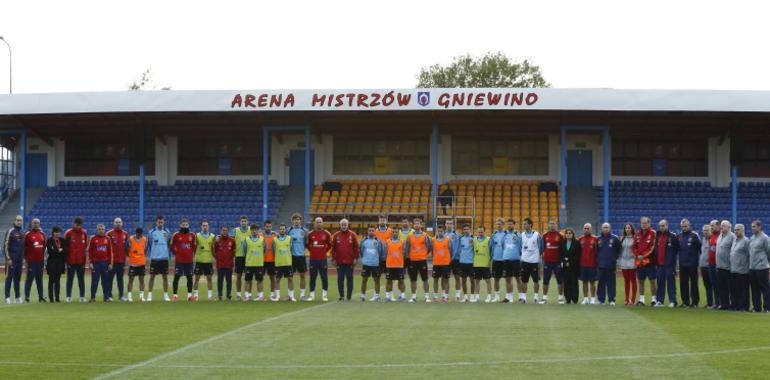 La selección española también se acuerda de Manolo Preciado