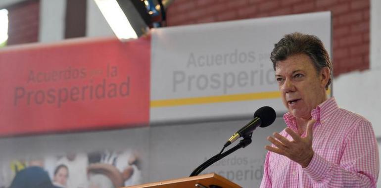 Seguir atacando a los terroristas hasta sacarlos de sus madrigueras, pide el Presidente Santos