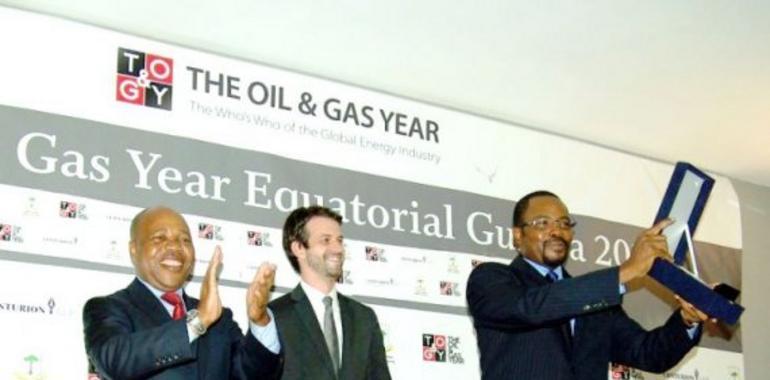 Cena de presentación del libro “Quién es Quién” de Gas y Petróleo en Guinea Ecuatorial