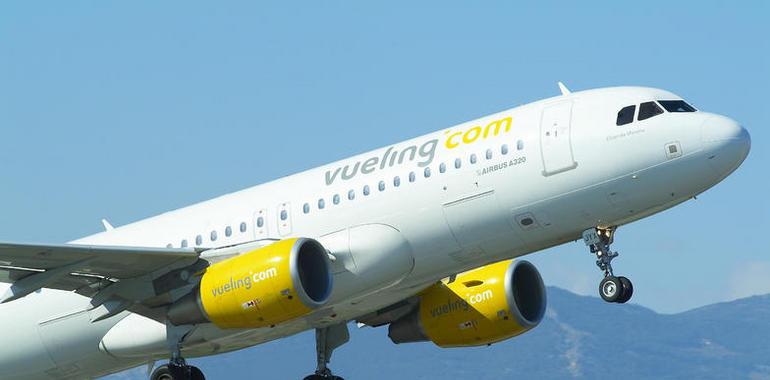 Vueling comienza a operar  en el Aeropuerto de Santander