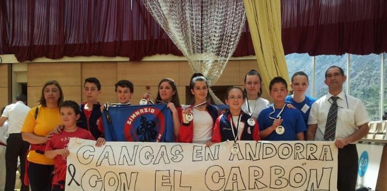 La solidaridad con el carbón llega a Andorra con los karatecas cangueses