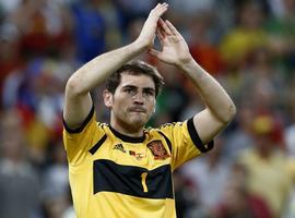 Casillas: \"España ya ha hecho historia y la seguimos haciendo\"