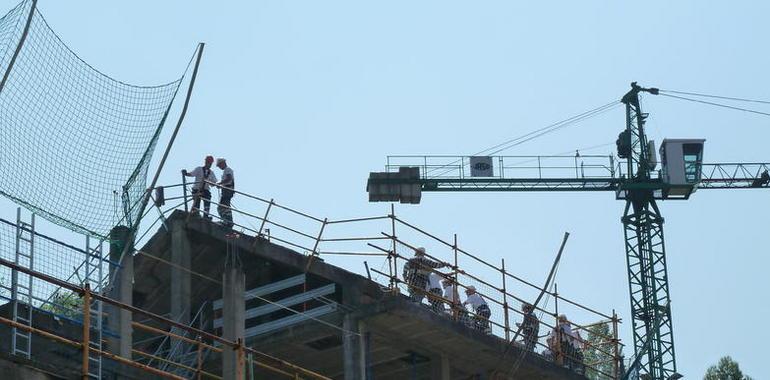 UGT y CCOO de la construcción convocan una concentración de protesta el lunes en Oviedo