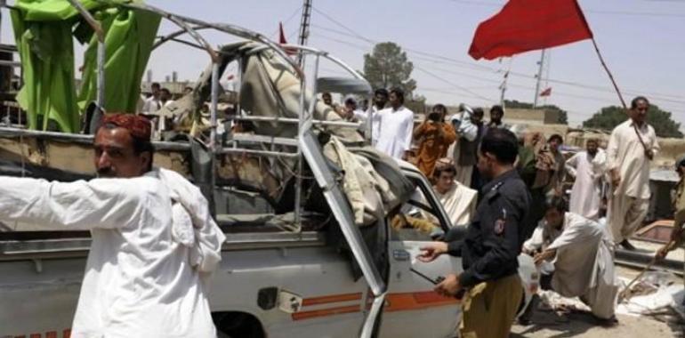Unidentified gunmen injure 10 in SW Pakistan