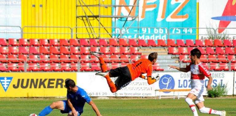 El Real Oviedo se vuelve a atragantar en la Nueva Matapiñonera