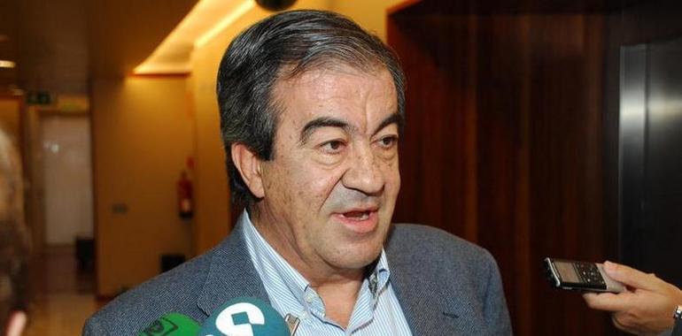 Álvarez Cascos acusa a Javier Fernández de defender una financiación injusta para Asturias