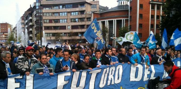 El oviedismo tiñó de azul las calles de la capital