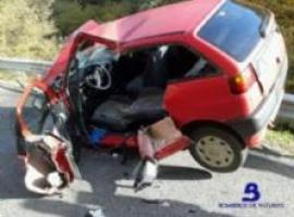 Dos heridos tras un accidente en Proaza