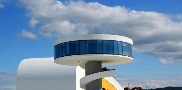 FORO prepara una denuncia si el Principado paga la deuda del Niemeyer con fondos públicos 