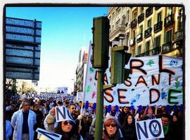 Marea de batas blancas \"contra el desmantelamiento de la Sanidad pública madrileña\"