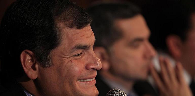 Correa estudia dejar temporalmente la Presidencia para participar en la campaña electoral 