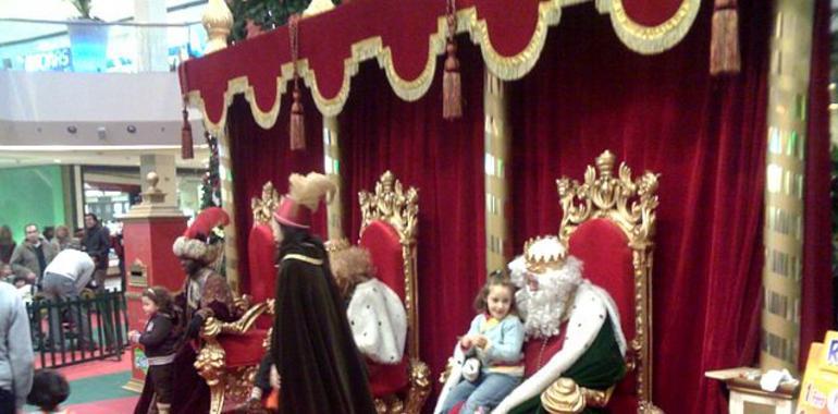 Los Reyes Magos recorrerán Avilés con 200 figurantes y sobre carrozas de Espiña, Cuesta y De la Cera