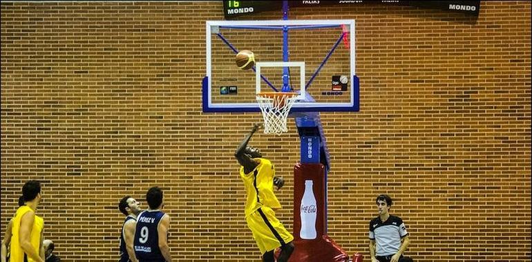 El Oviedo Baloncesto empieza la segunda vuelta lejos de Pumarín