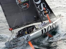 Álex Thomson camino de subir al tercer podio en la Vendee Globe