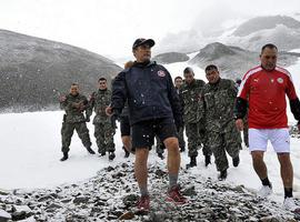 Conmemoración por los 25 años de la primera expedición del Perú a la Antártida